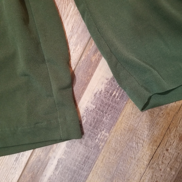 Torrid Capris - Picture 7 of 7